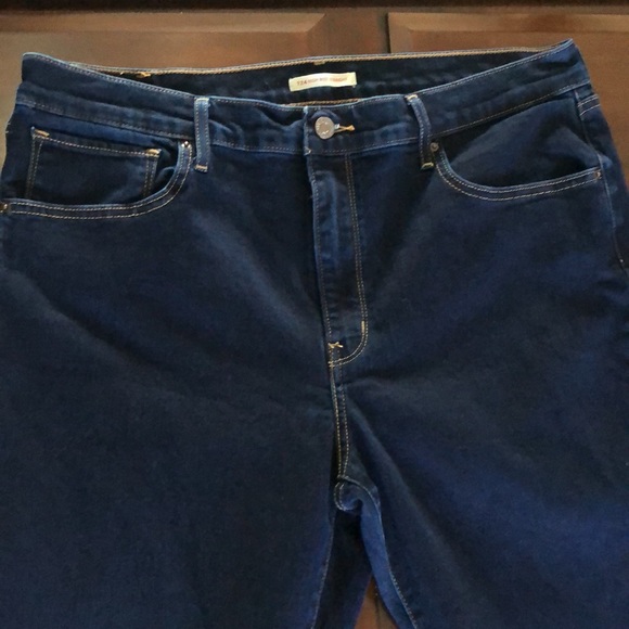 Women’s Levi’s 724 high-rise straight blue jeans waist 35” - Picture 2 of 11